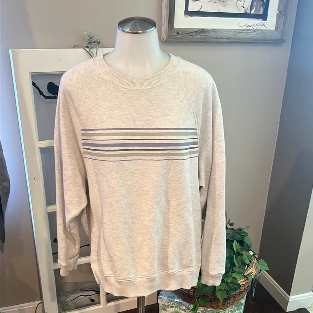 American Eagle sweatshirt